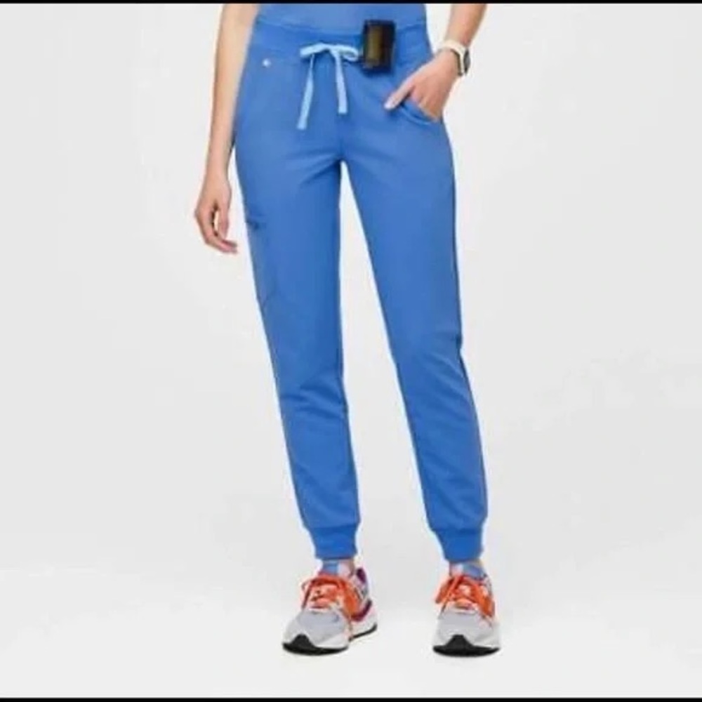 women's Figs Capri Blue Zamora™ High Waisted 2.0 - Jogger Scrubs Pants
